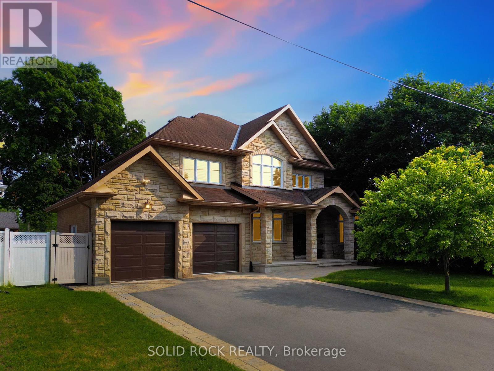 Photo 34 of 120 Rossland Avenue, Ottawa ON