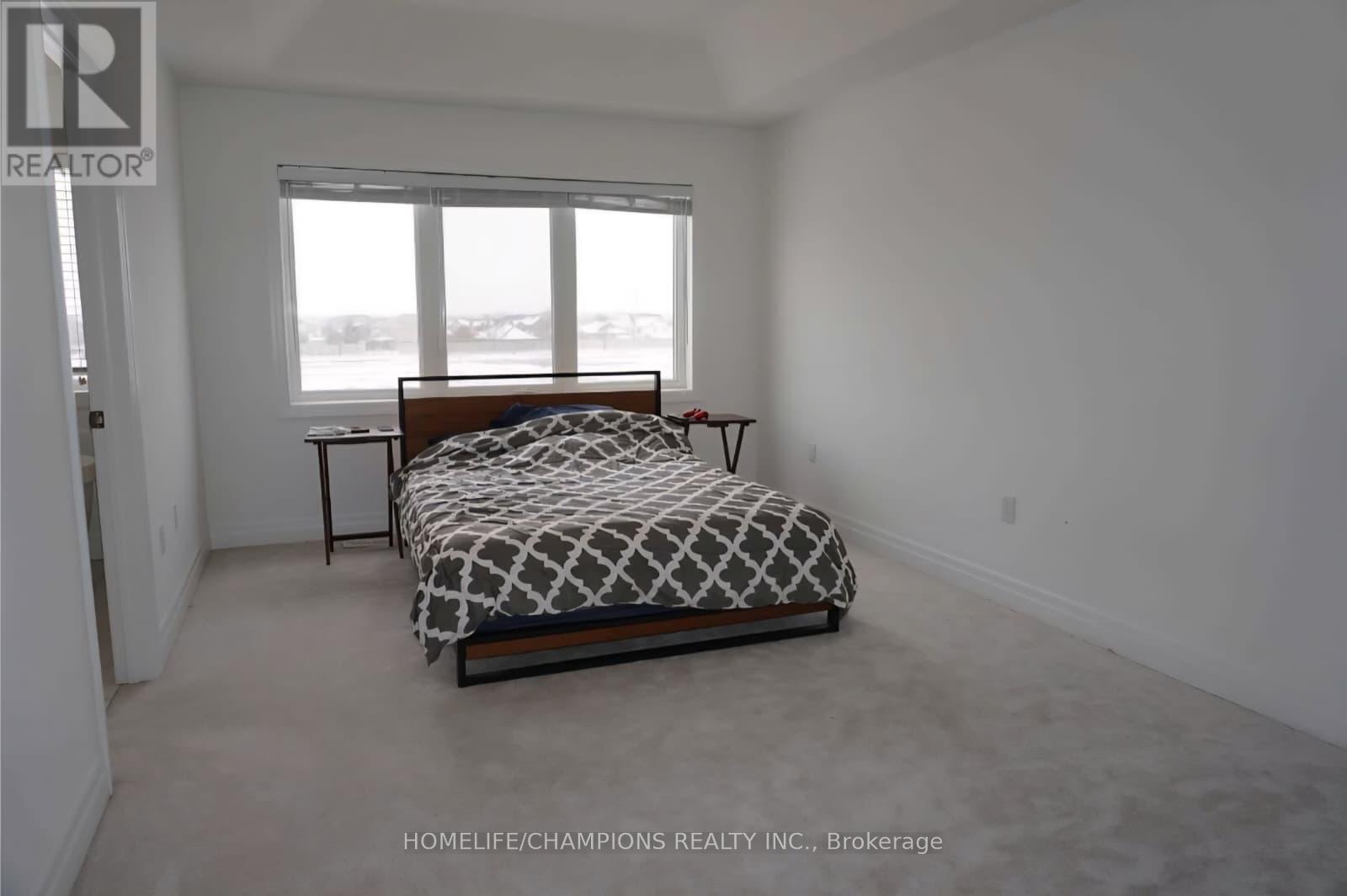 Photo 15 of 35 Christine Elliot Avenue, Whitby ON