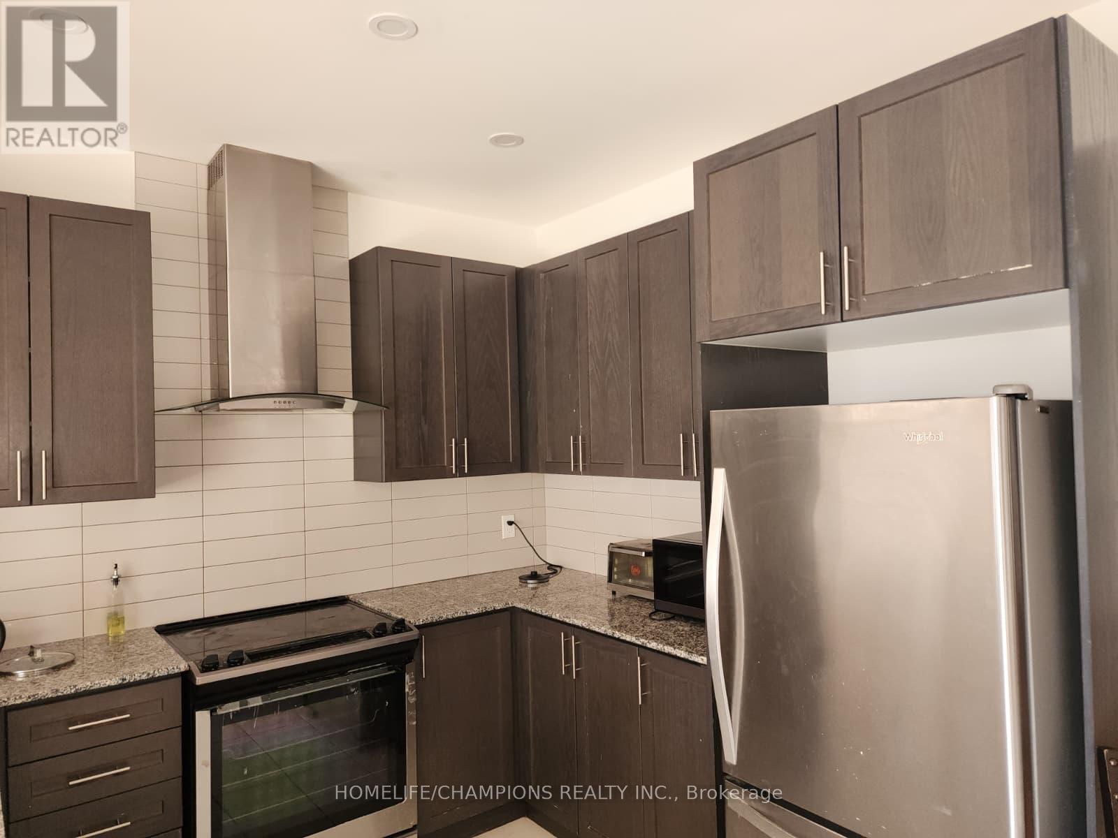 Photo 5 of 35 Christine Elliot Avenue, Whitby ON