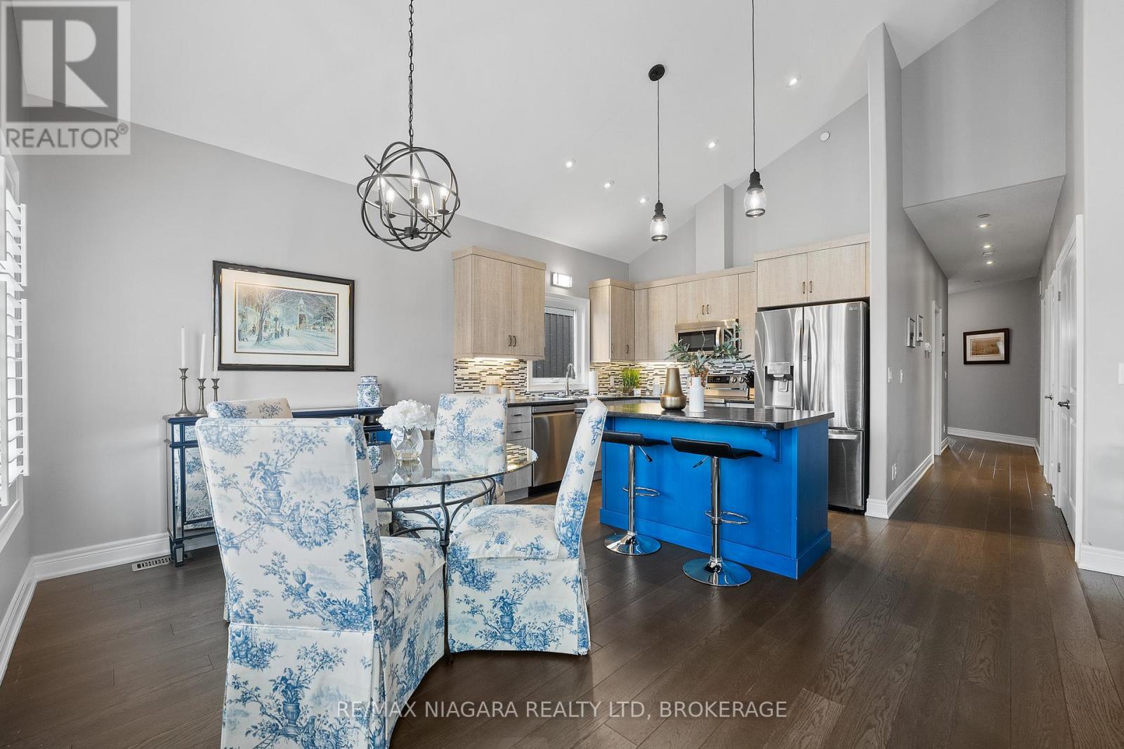 Photo 11 of 86 Parkside Drive, St Catharines ON