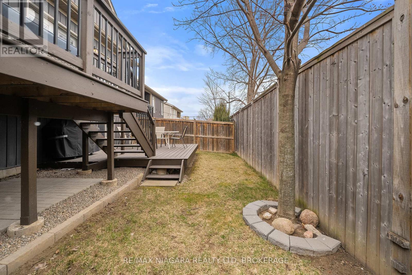 Photo 33 of 86 Parkside Drive, St Catharines ON