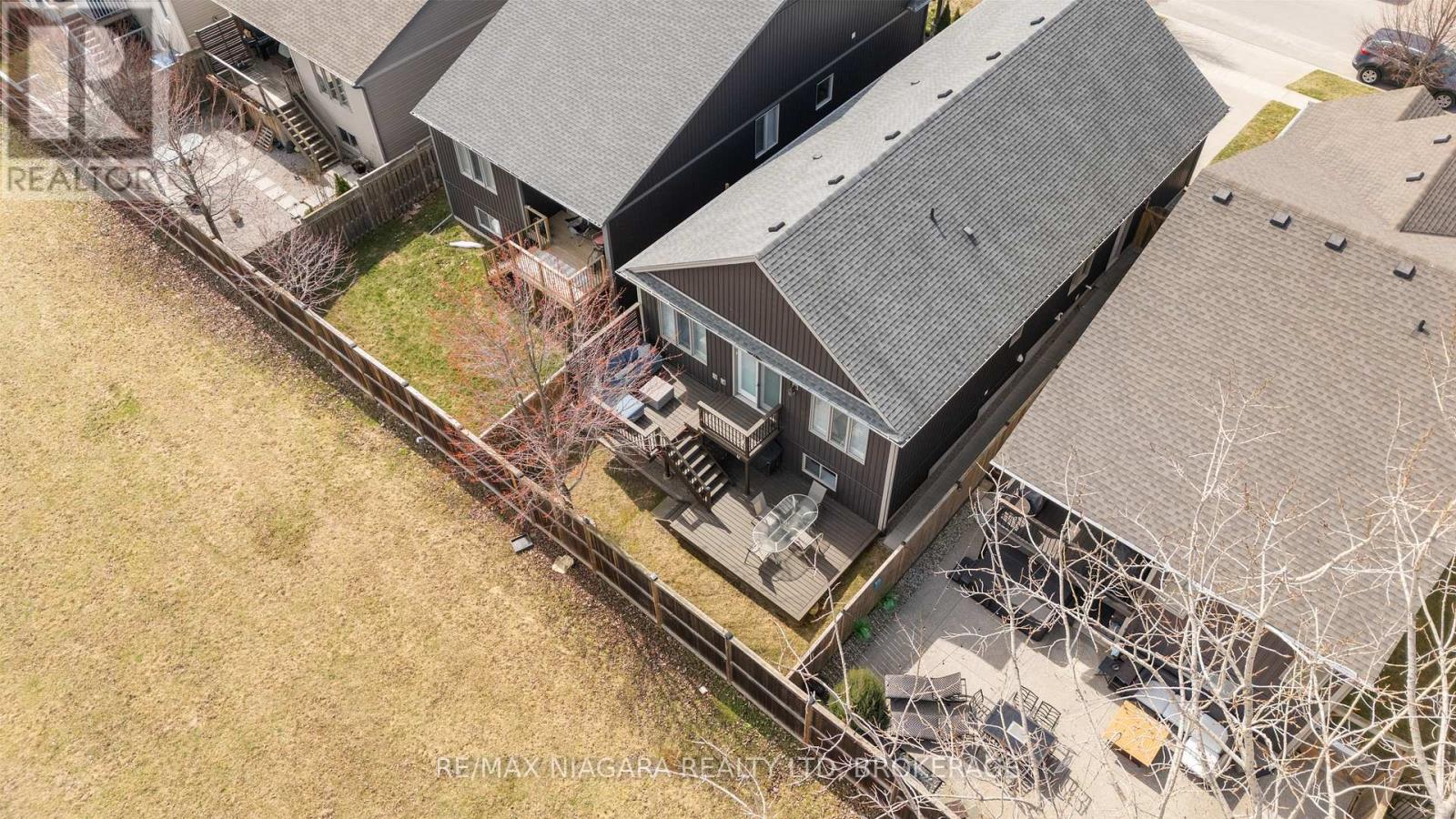 Photo 36 of 86 Parkside Drive, St Catharines ON