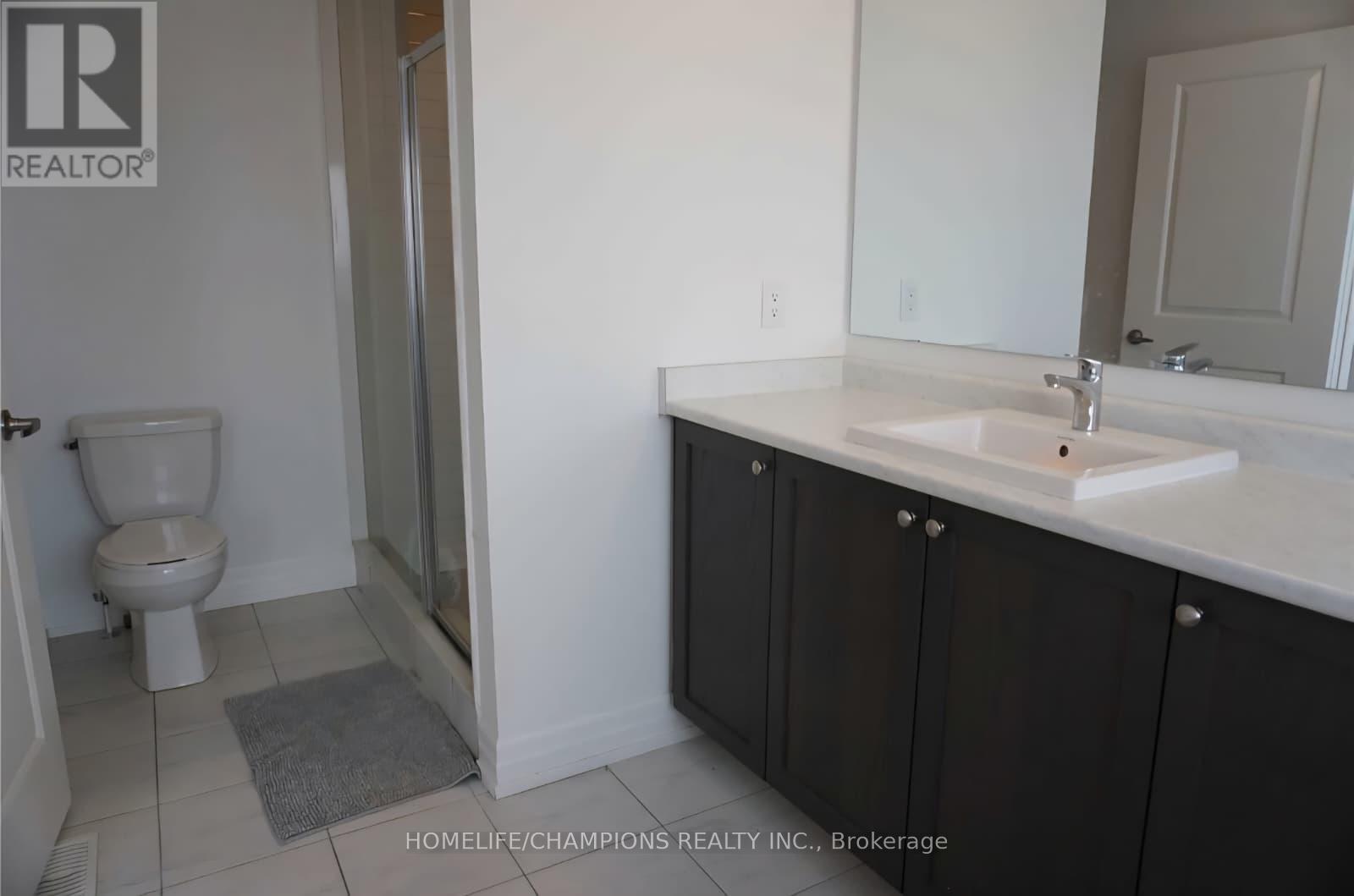 Photo 20 of 35 Christine Elliot Avenue, Whitby ON