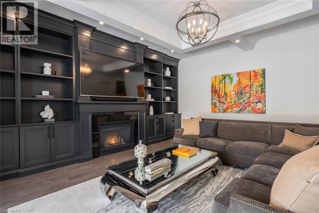 Photo 12 of 2265 Lakeshore Road Unit 3, Burlington ON