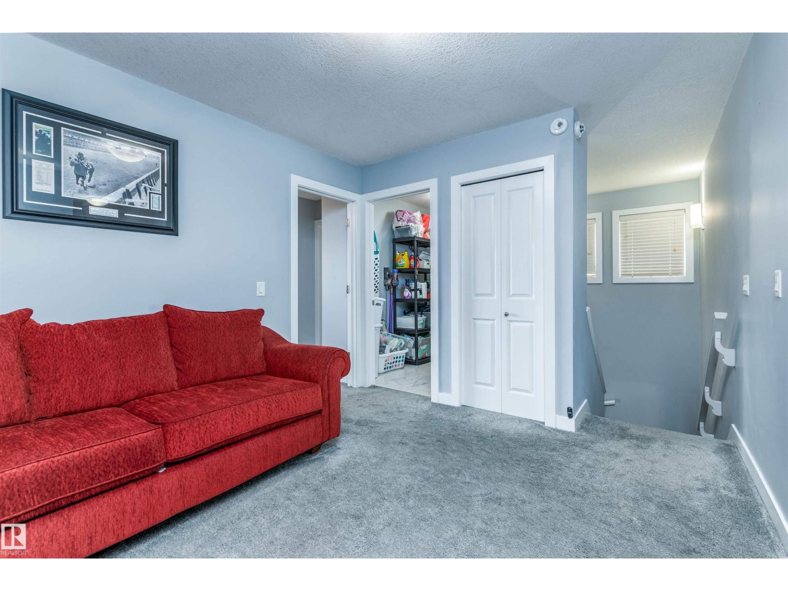 Photo 18 of 3518 9 St Nw, Edmonton AB