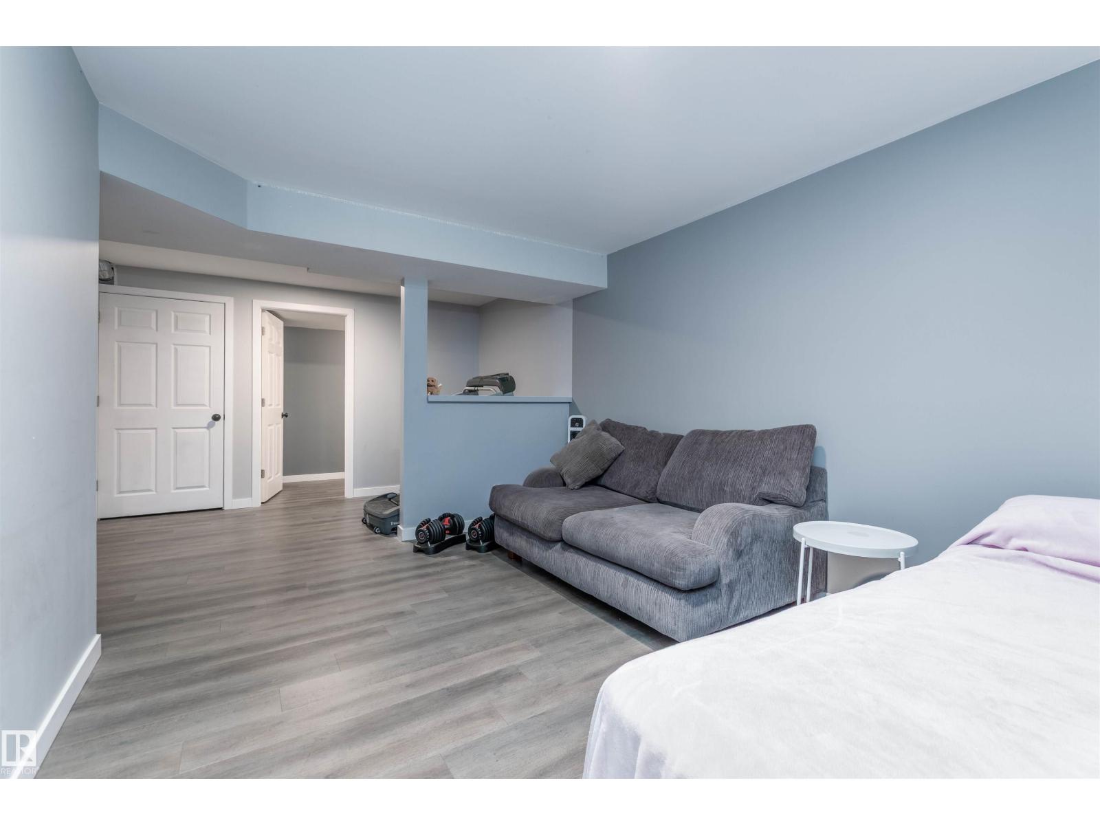 Photo 40 of 3518 9 St Nw, Edmonton AB