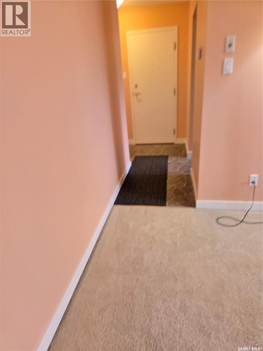 Photo 9 of 6 2301 7th Street E, Saskatoon SK