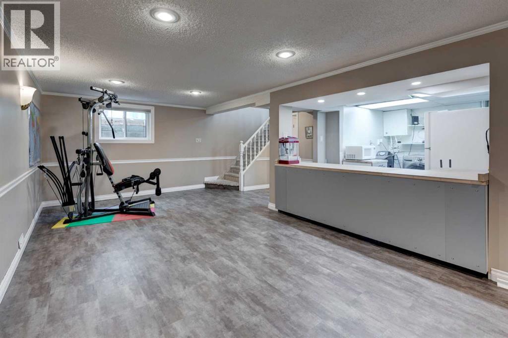 Photo 30 of 32 Atlanta Crescent Se, Calgary AB