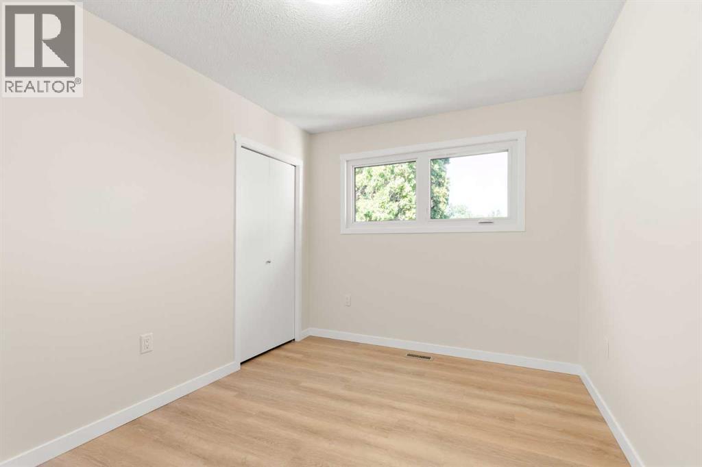 Photo 15 of 1804 17 Street Se, Medicine Hat AB