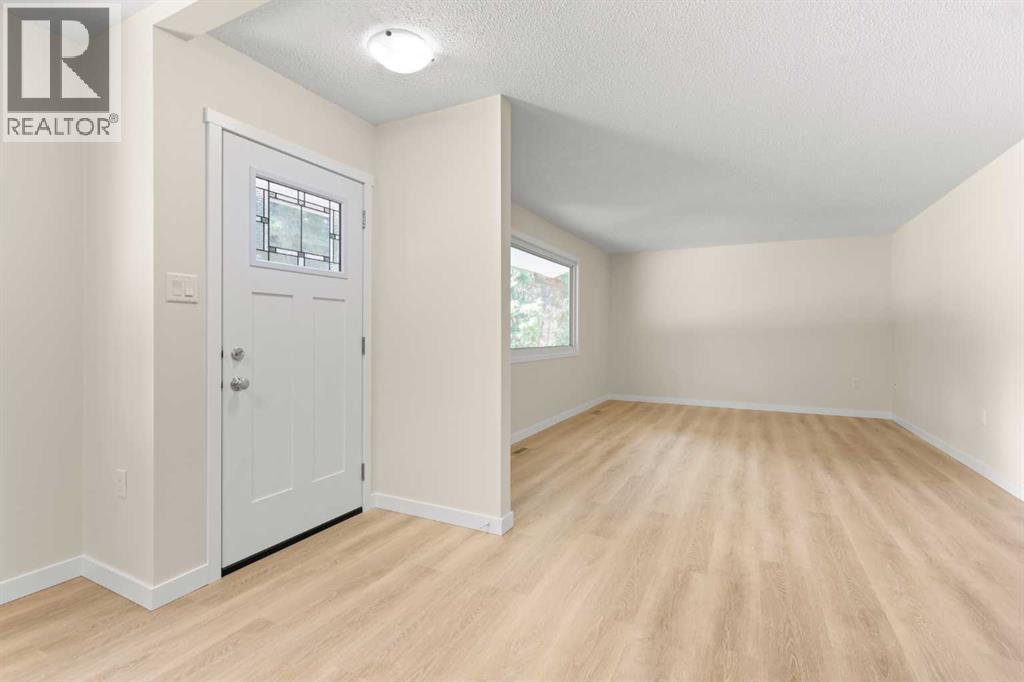 Photo 4 of 1804 17 Street Se, Medicine Hat AB
