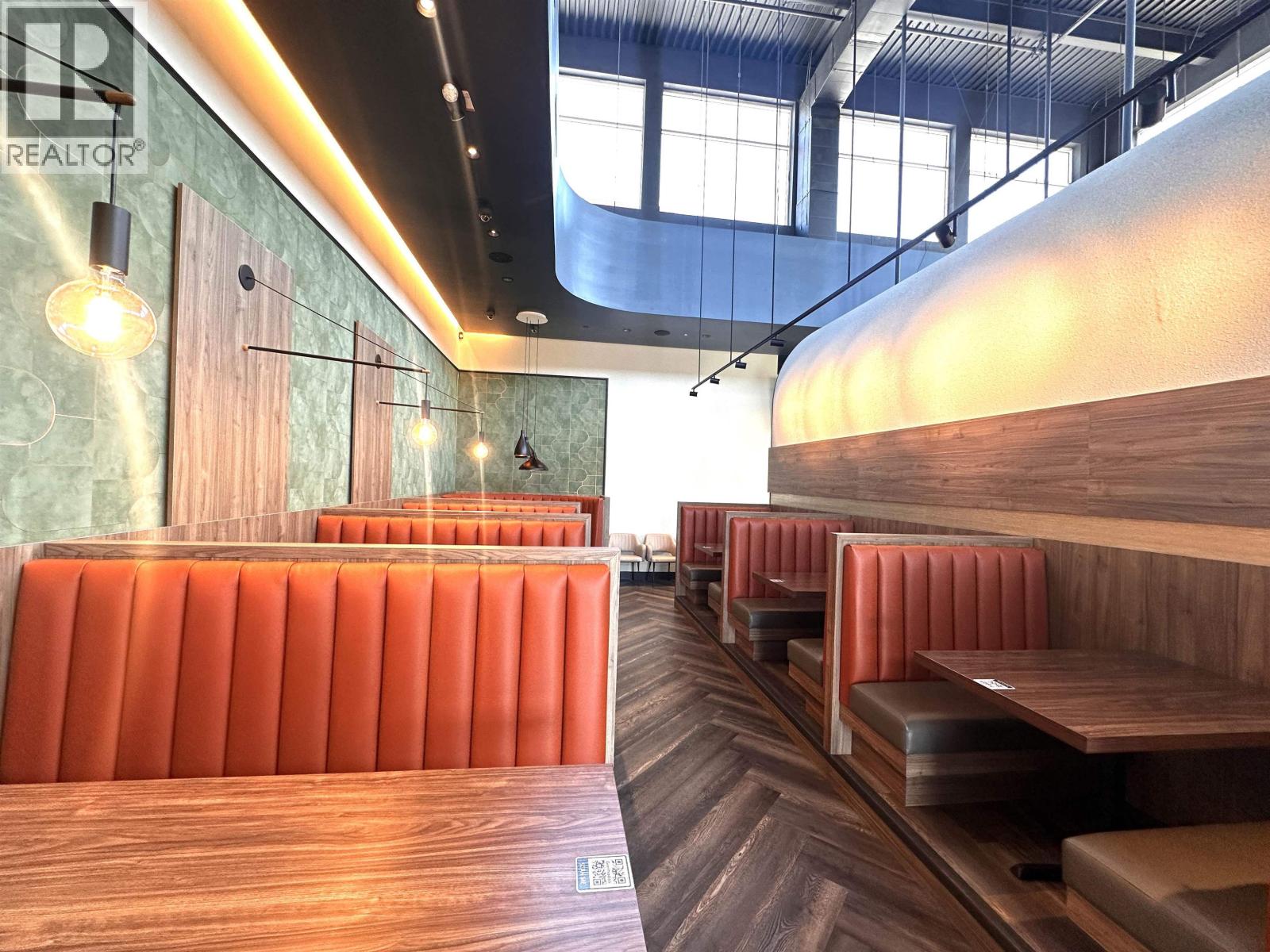 110 855 VILLAGE DRIVE, Port Coquitlam