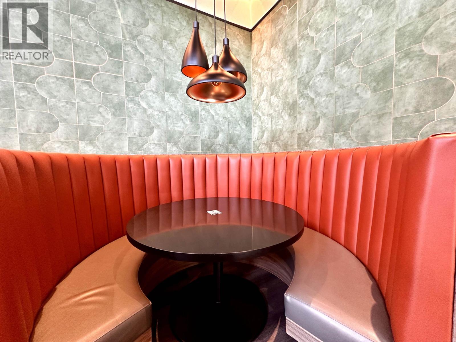 110 855 VILLAGE DRIVE, Port Coquitlam