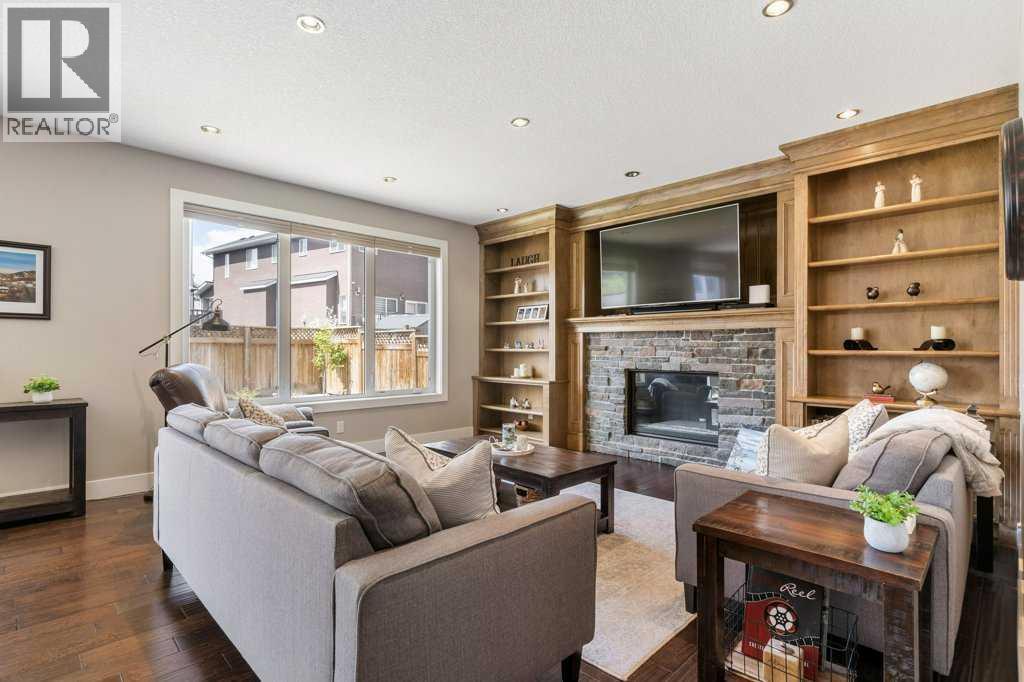 Photo 8 of 281 Kinniburgh Boulevard, Chestermere AB