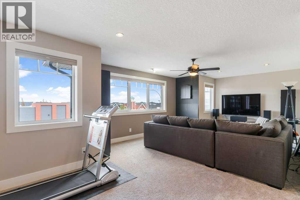 Photo 28 of 281 Kinniburgh Boulevard, Chestermere AB