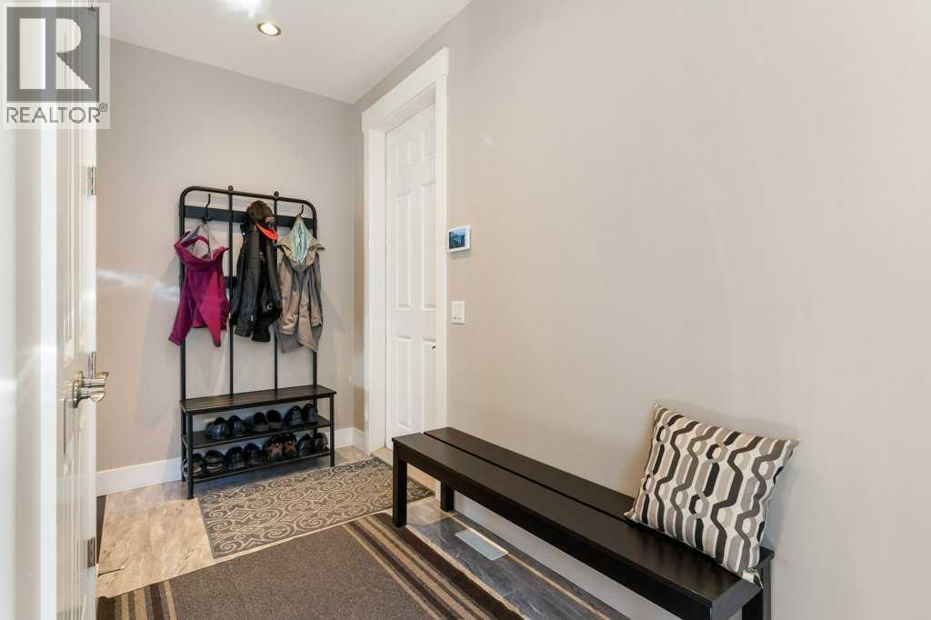Photo 17 of 281 Kinniburgh Boulevard, Chestermere AB