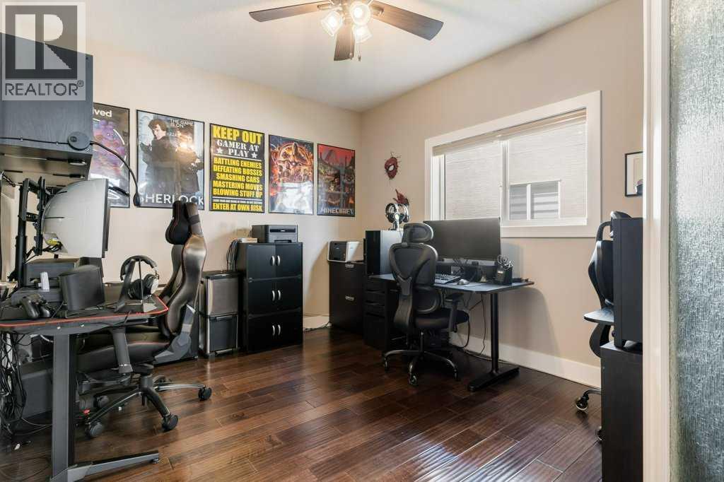 Photo 7 of 281 Kinniburgh Boulevard, Chestermere AB