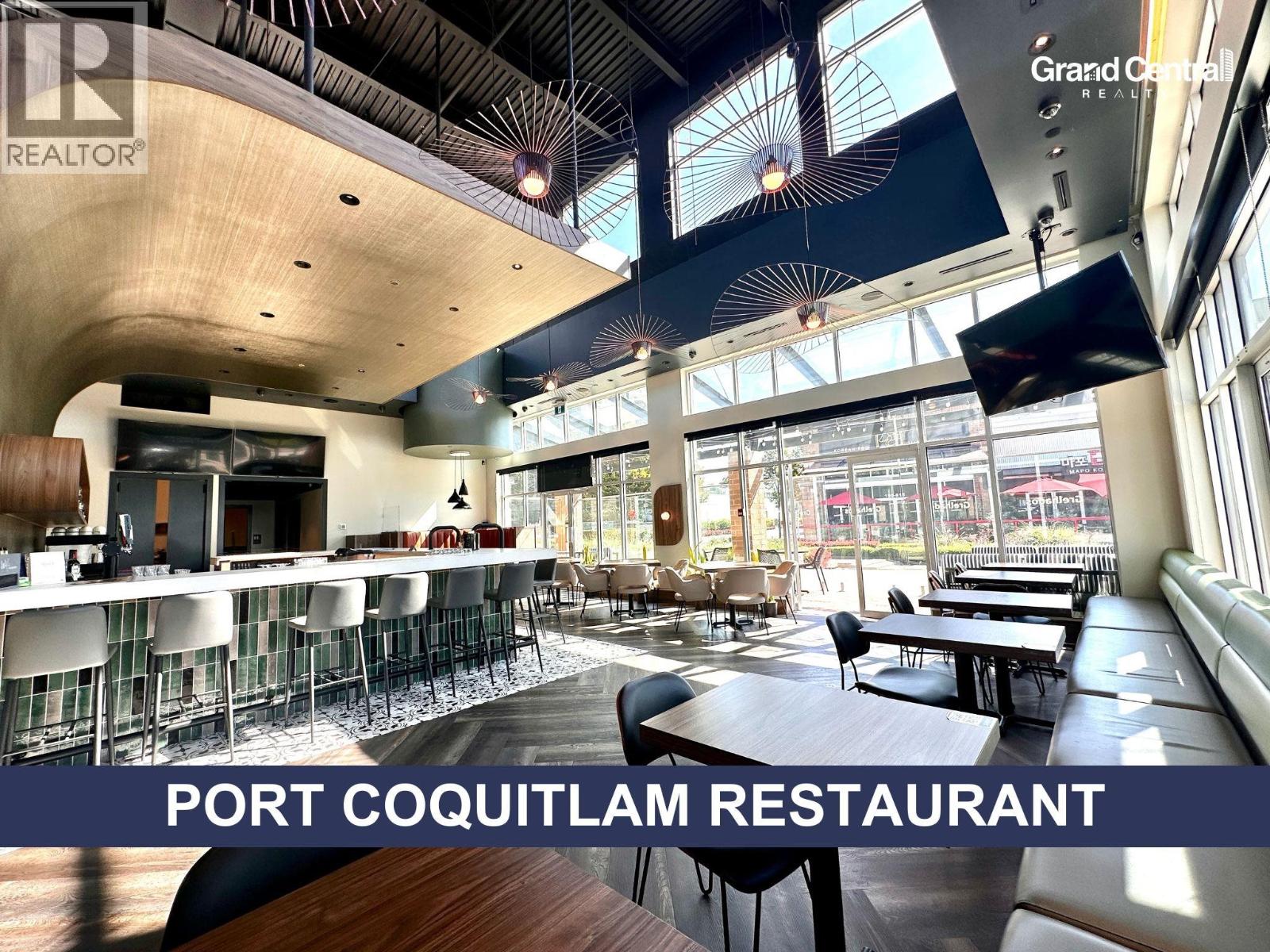 110 855 VILLAGE DRIVE, Port Coquitlam