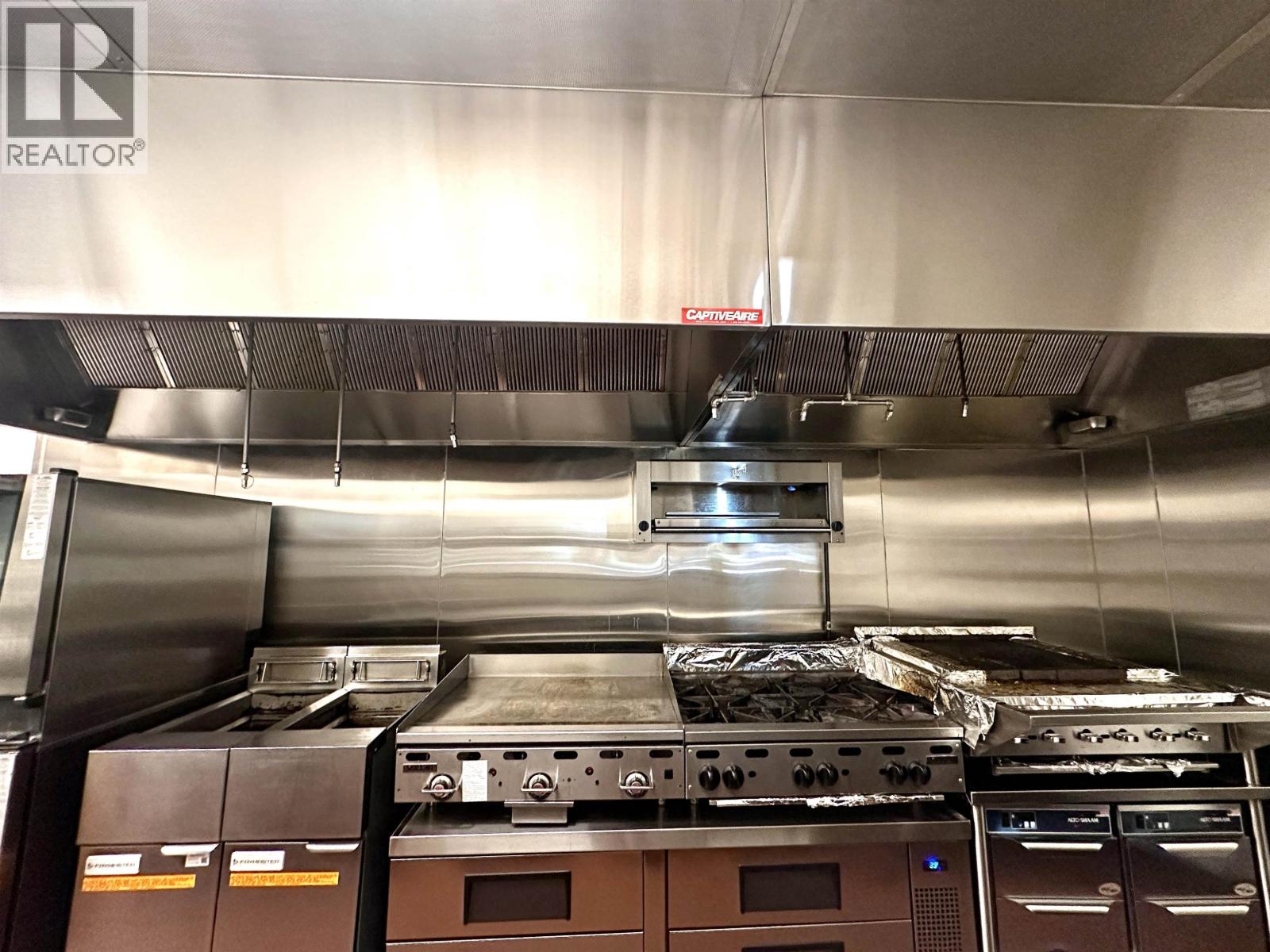 110 855 VILLAGE DRIVE, Port Coquitlam