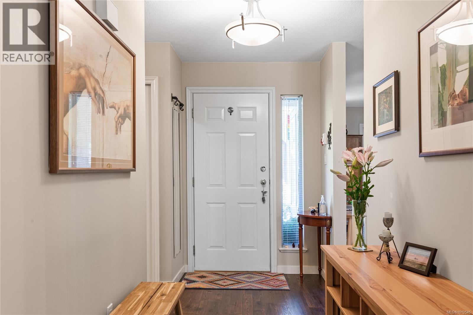 Photo 19 of 8 810 Chestnut St, Qualicum Beach BC