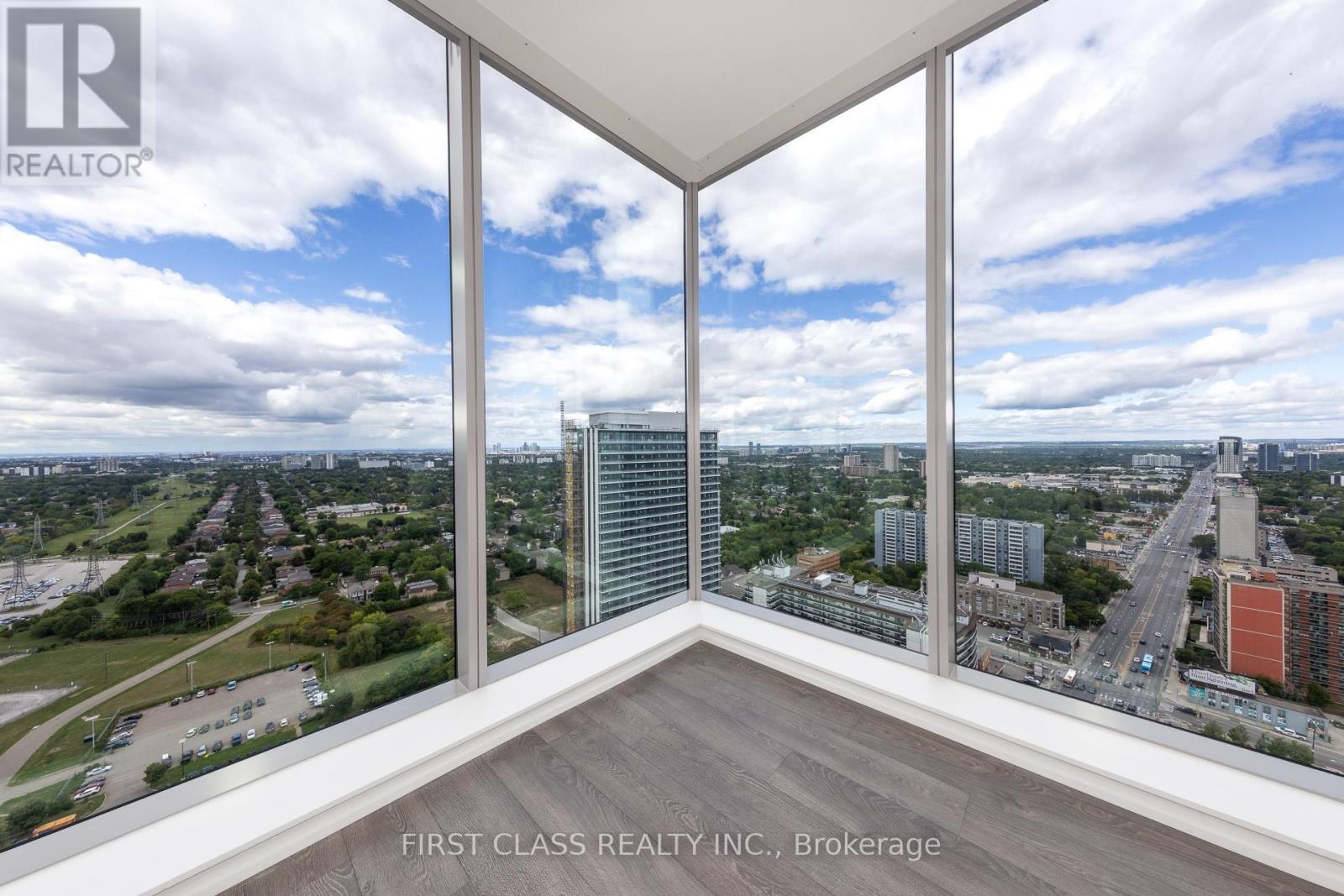 Photo 9 of 3308 8 Olympic Gdn S Drive, Toronto ON