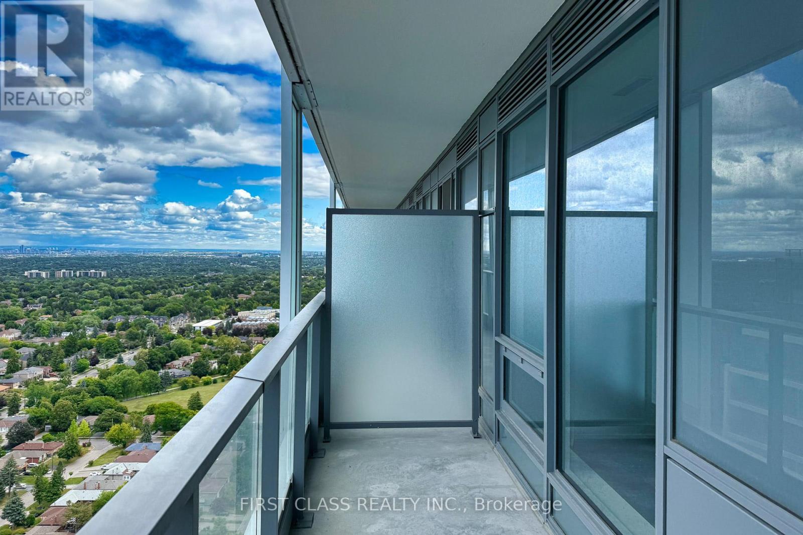 Photo 27 of 3308 8 Olympic Gdn S Drive, Toronto ON