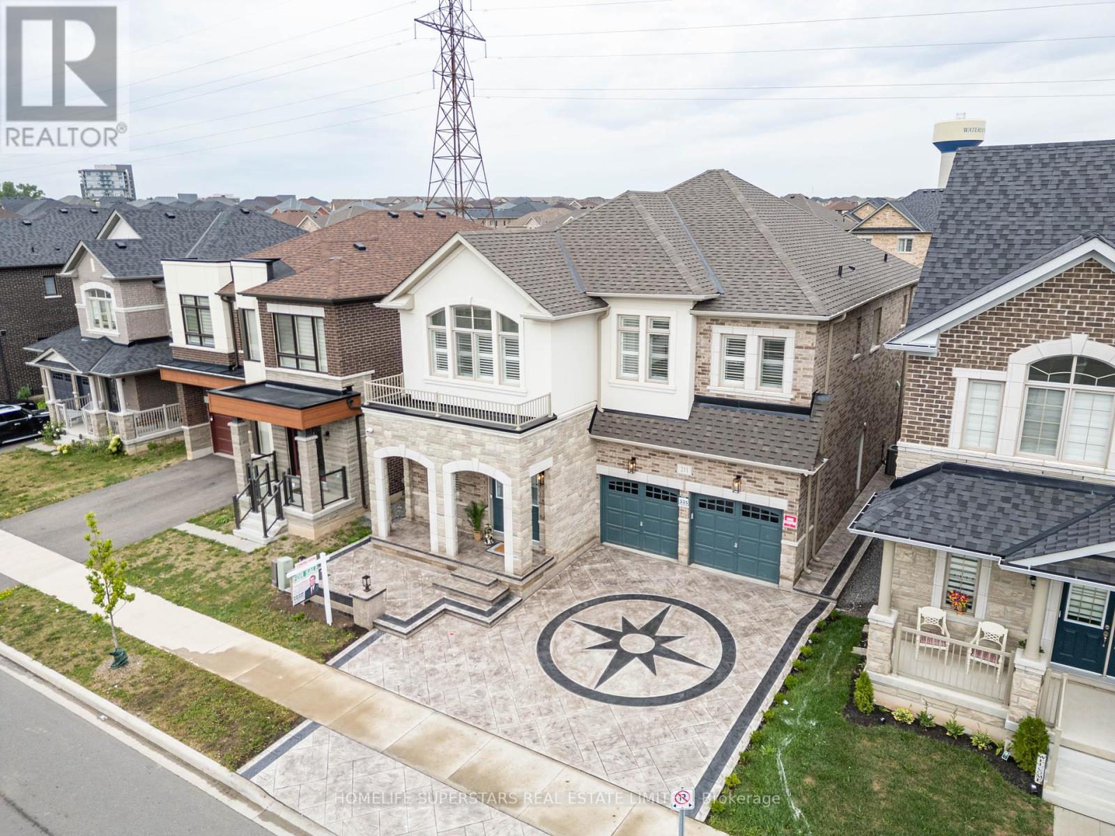 Photo 45 of 211 Granite Ridge Trail, Hamilton ON