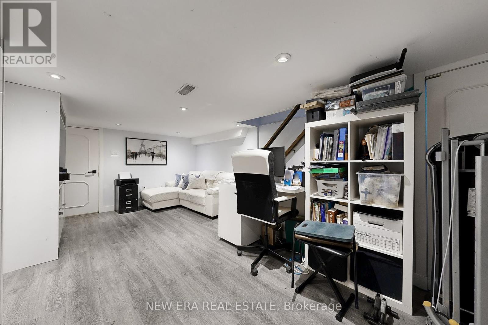 Photo 19 of 53 Burnfield Avenue, Toronto ON