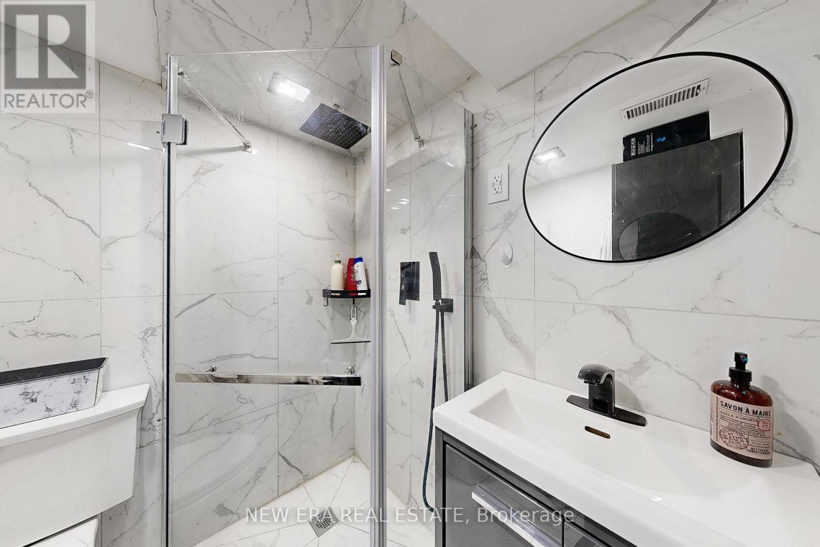 Photo 24 of 53 Burnfield Avenue, Toronto ON