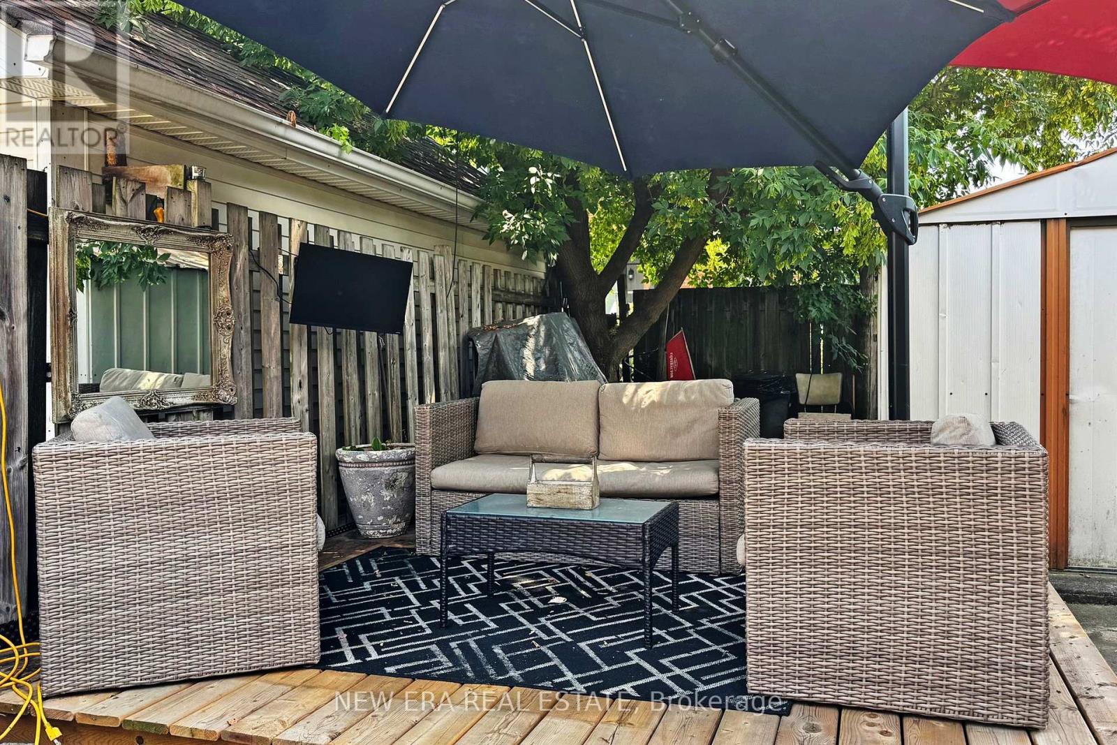 Photo 31 of 53 Burnfield Avenue, Toronto ON