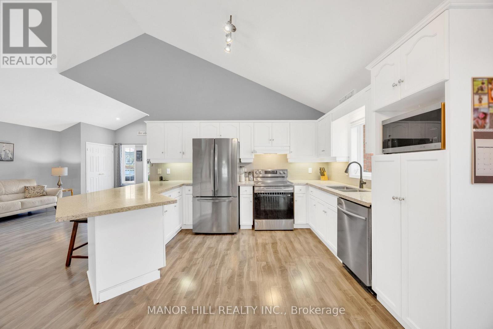 Photo 14 of 65 Sherwood Street, Orangeville ON