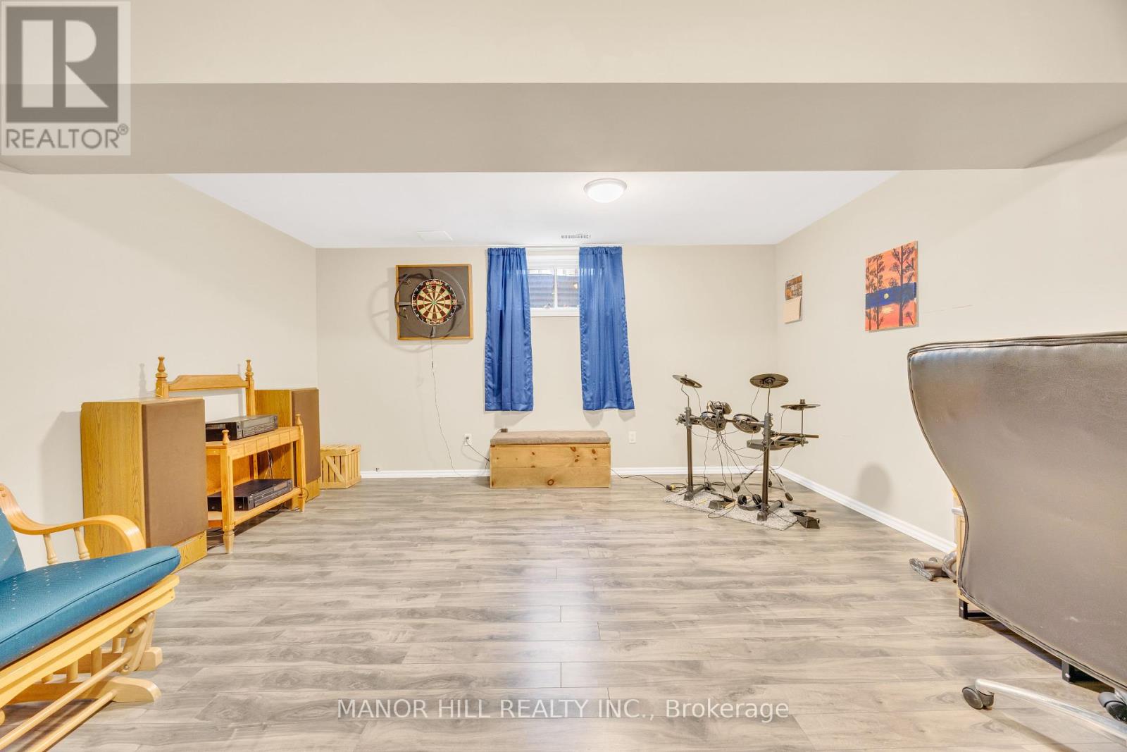 Photo 31 of 65 Sherwood Street, Orangeville ON