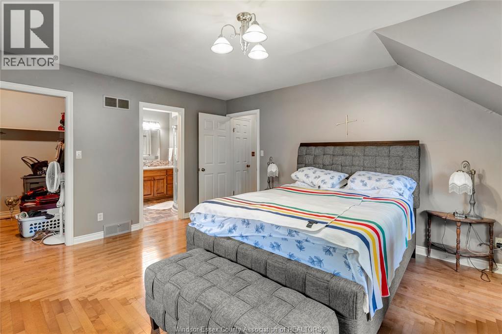 Photo 15 of 1232 Bainbridge, Kingsville ON