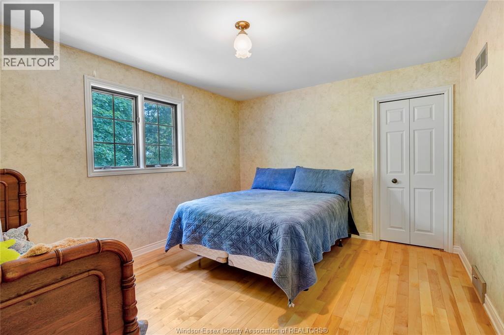 Photo 18 of 1232 Bainbridge, Kingsville ON