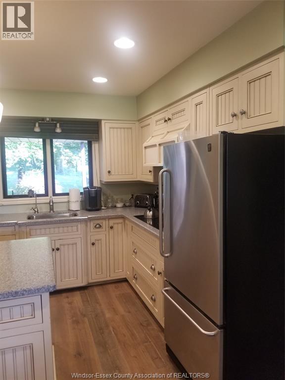 Photo 9 of 1232 Bainbridge, Kingsville ON