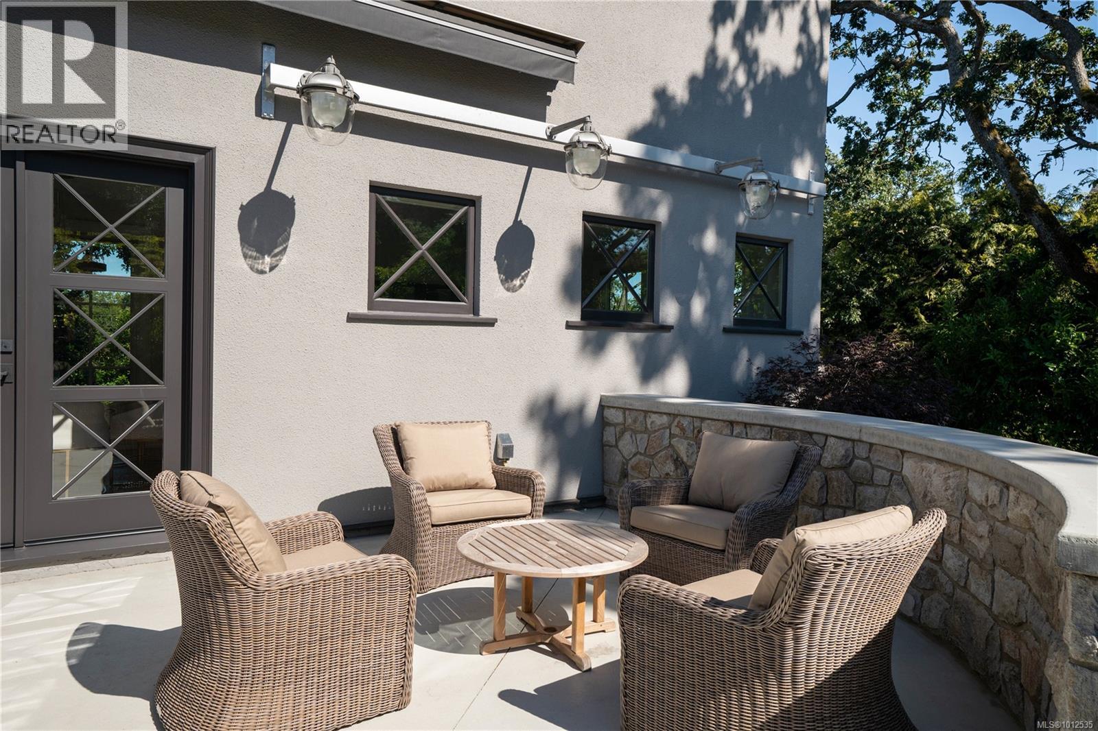  2175 Granite Street, Oak Bay