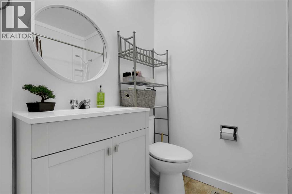 Photo 21 of 17 41 Glenbrook Crescent, Cochrane AB