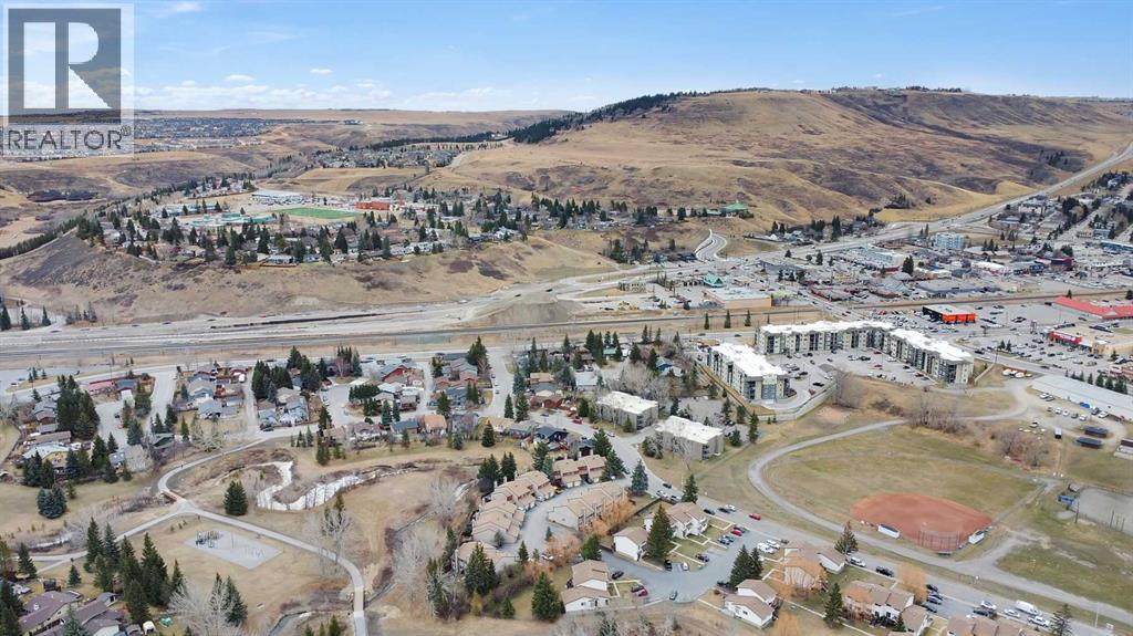 Photo 32 of 17 41 Glenbrook Crescent, Cochrane AB