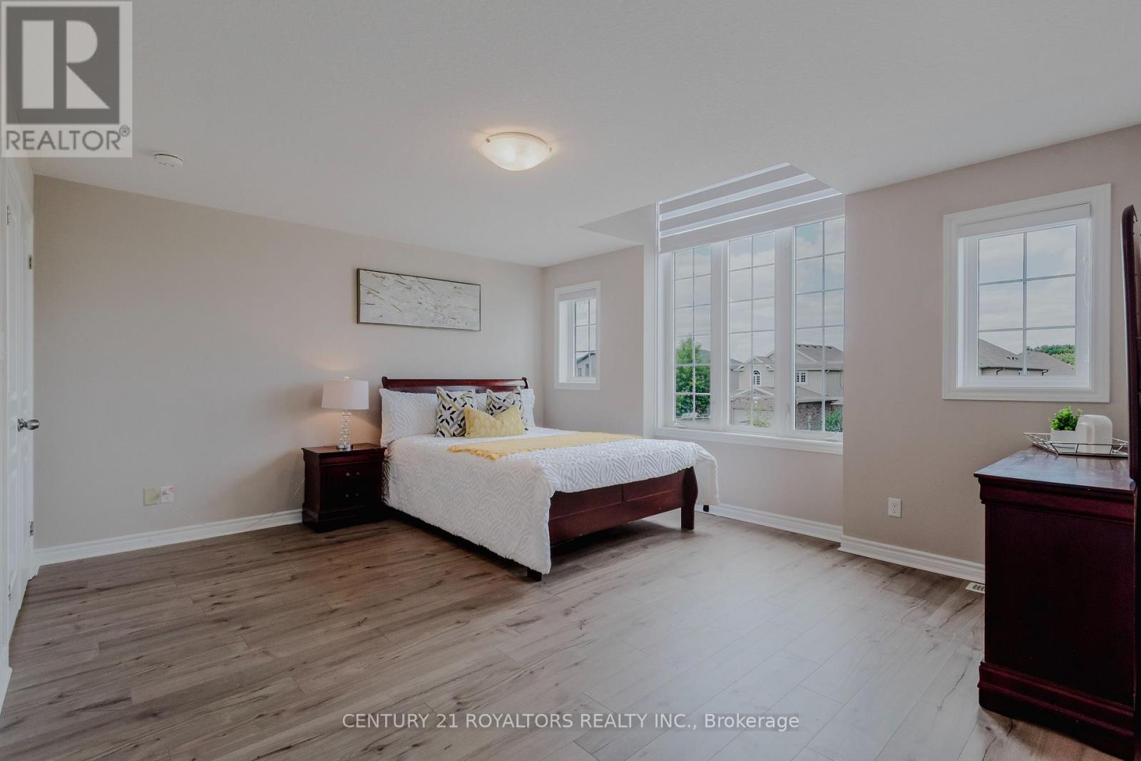 Photo 16 of 1308 Lawson Road, London North ON