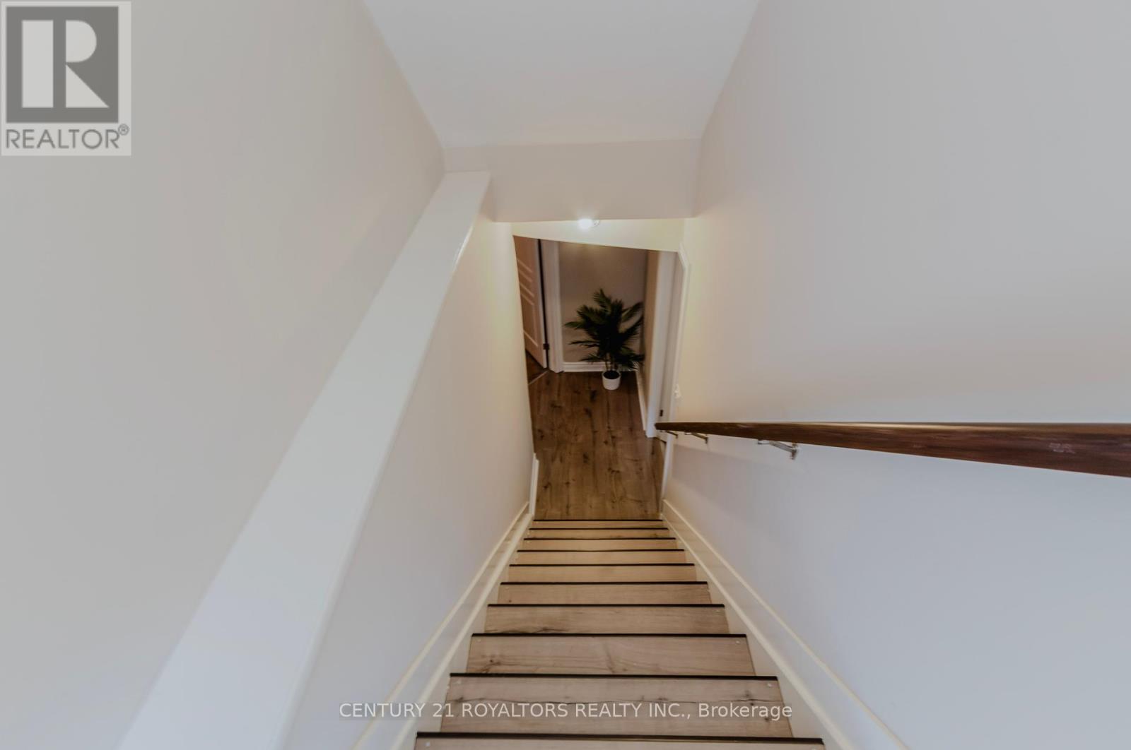 Photo 23 of 1308 Lawson Road, London North ON