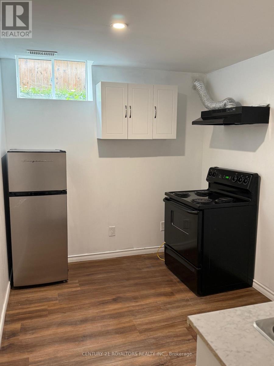 Photo 27 of 1308 Lawson Road, London North ON