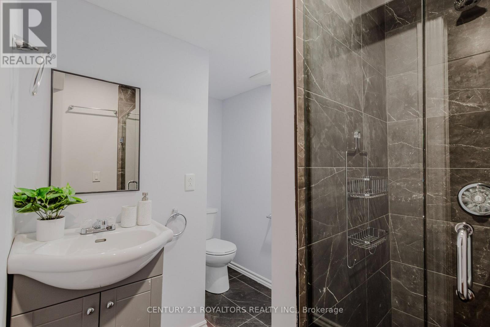 Photo 30 of 1308 Lawson Road, London North ON