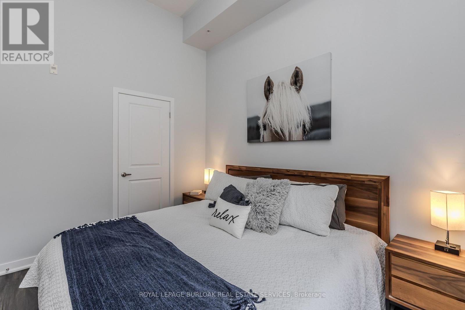 Photo 23 of 103 85 Robinson Street, Hamilton ON