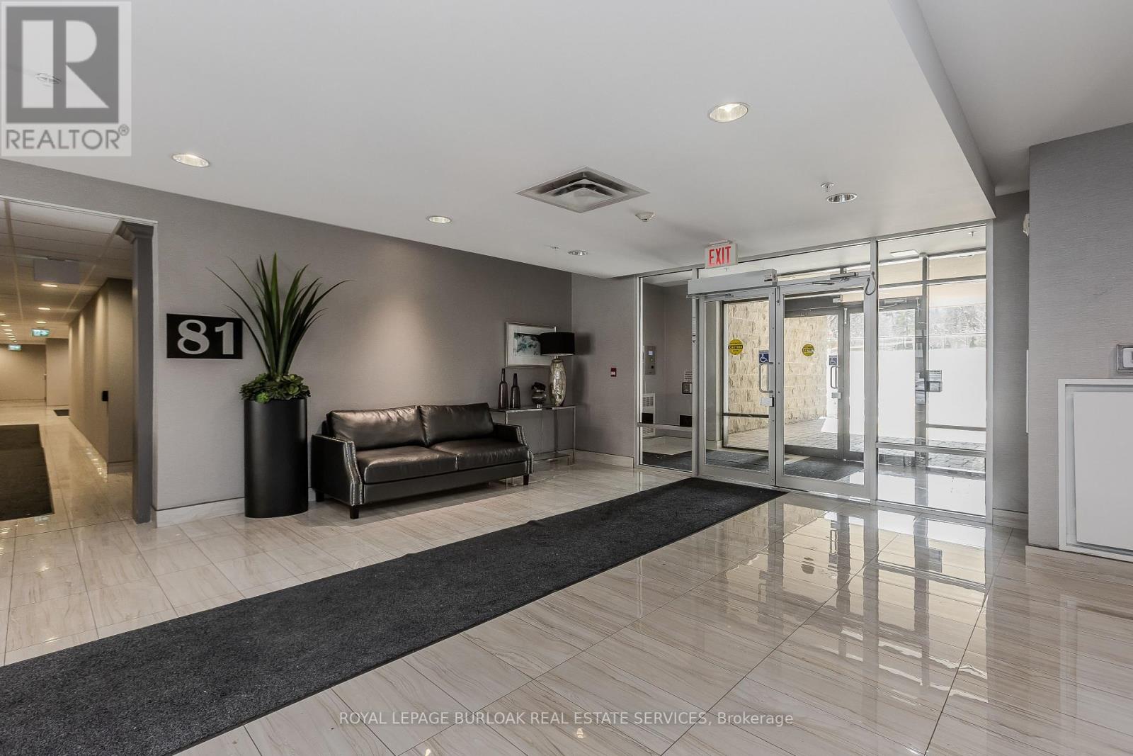 Photo 6 of 103 85 Robinson Street, Hamilton ON