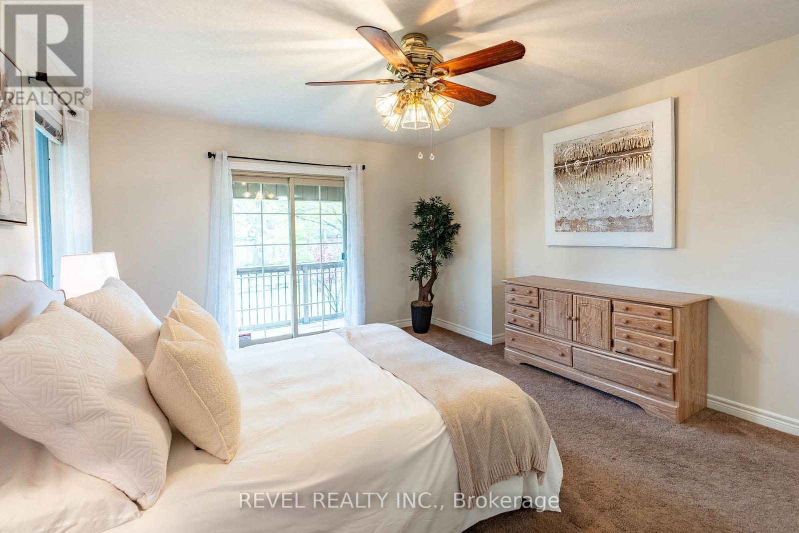 Photo 13 of 632 Bayhampton Crescent, Waterloo ON