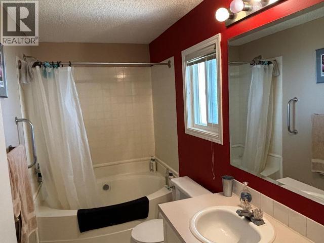 4573 SANDERSON ROAD, Texada Island
