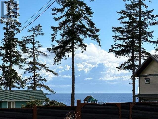 4573 SANDERSON ROAD, Texada Island