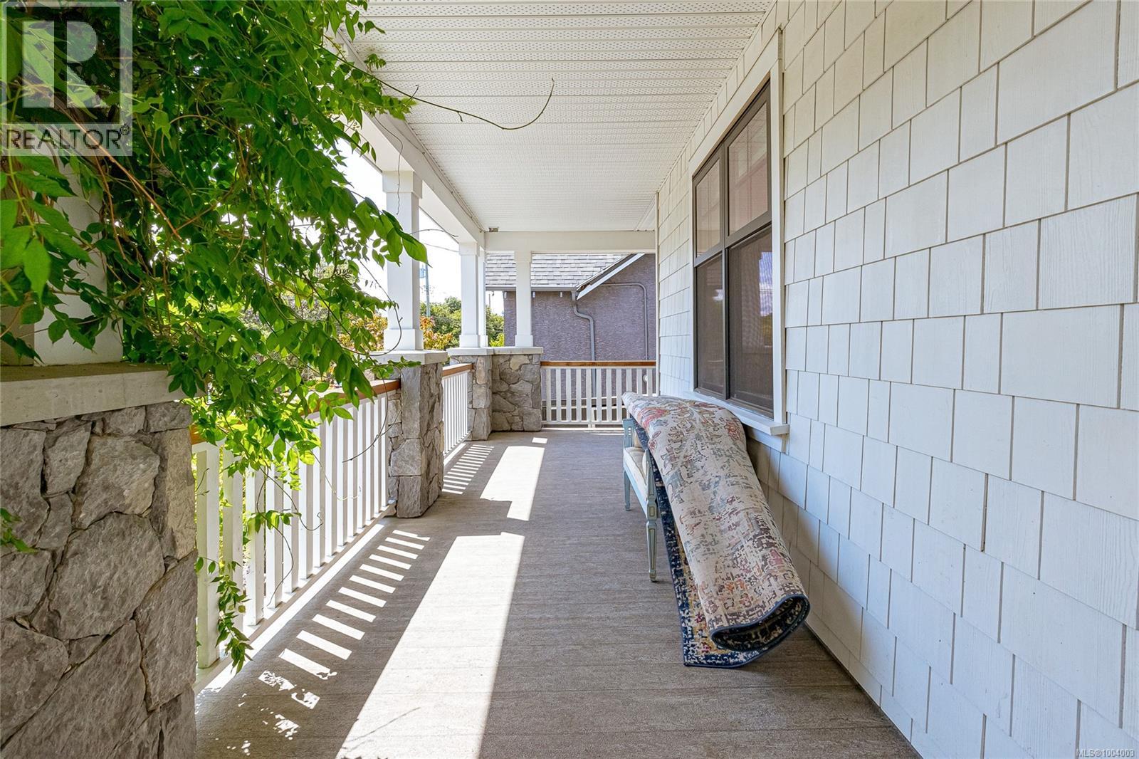 Photo 45 of 1150 Mcclure St, Victoria BC