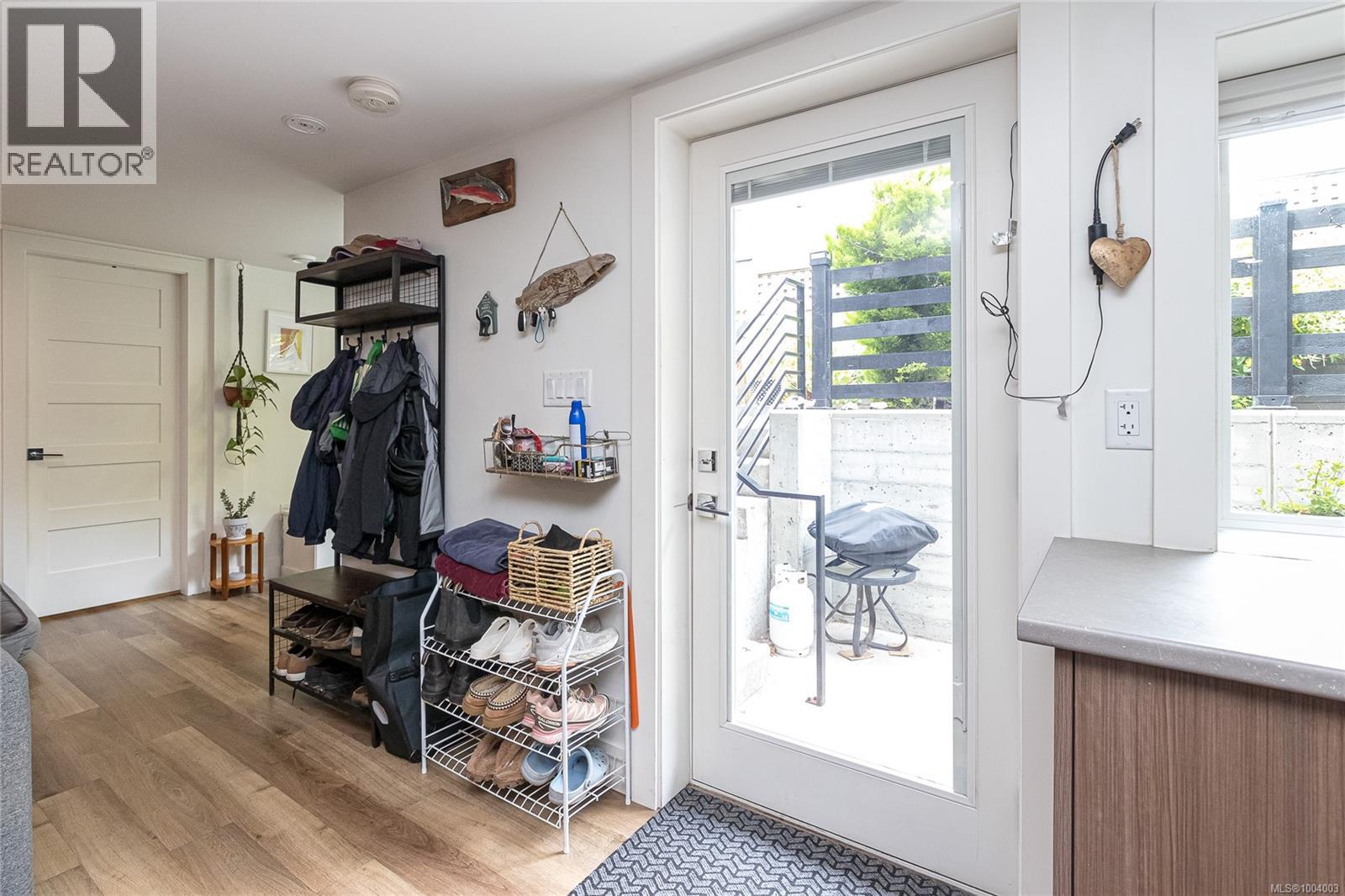 Photo 57 of 1150 Mcclure St, Victoria BC