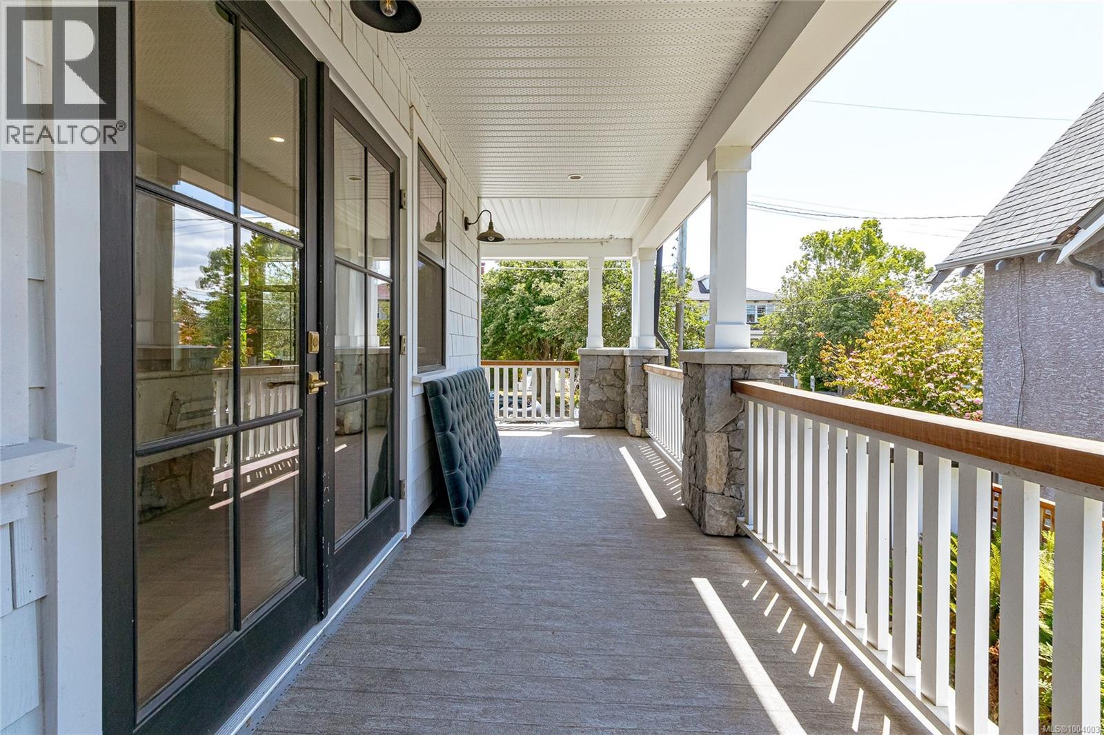 Photo 47 of 1150 Mcclure St, Victoria BC