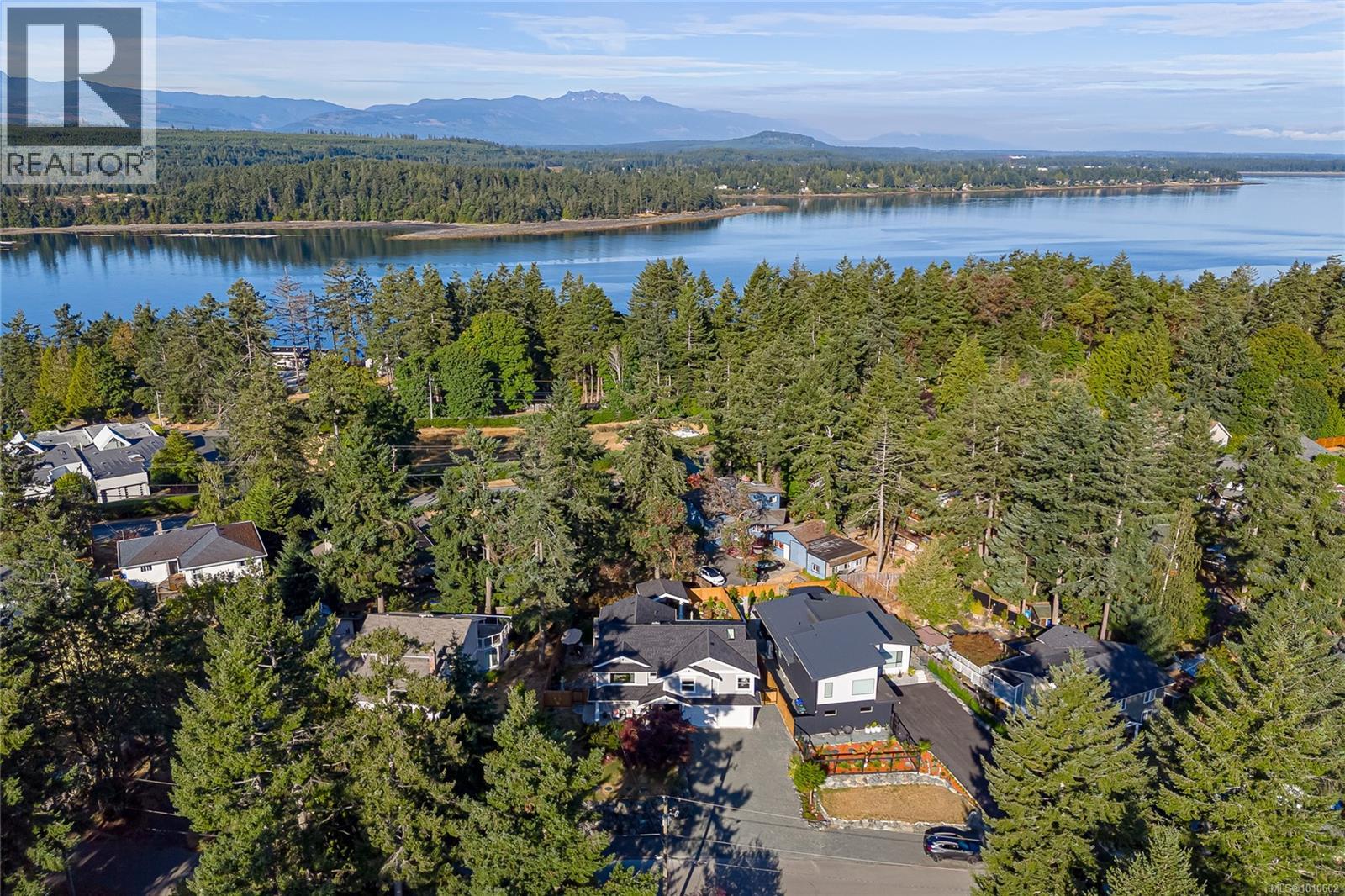 Photo 15 of 1547 The Bell, Nanoose Bay BC